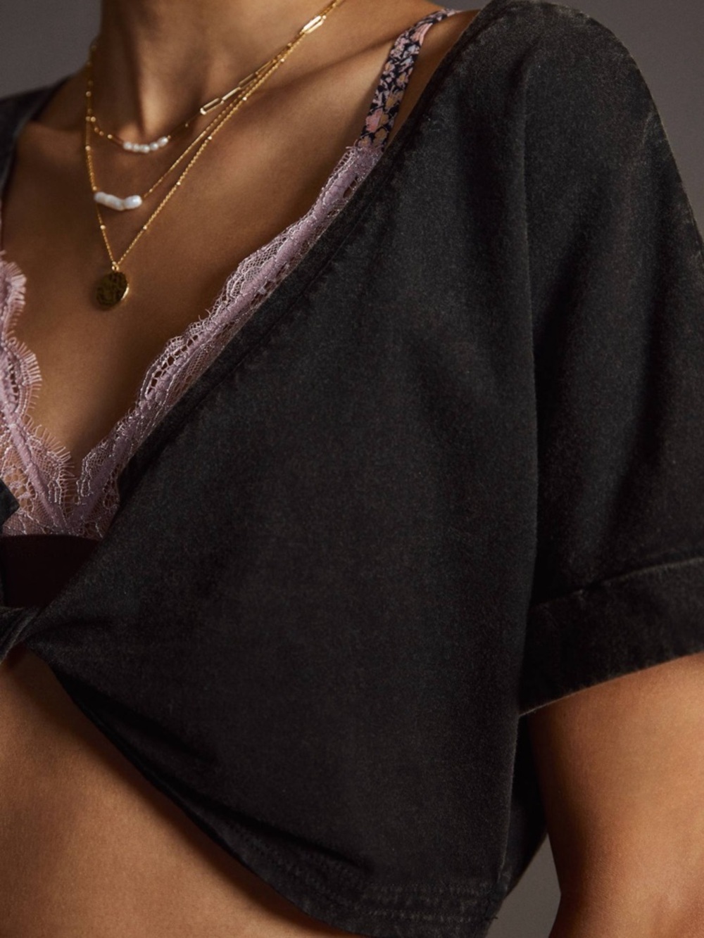 Daily Practice by Anthropologie Layla Twist Tee Crop - Picture 4 of 11